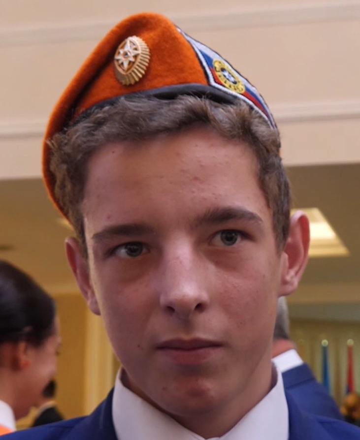 Даня Брагин 