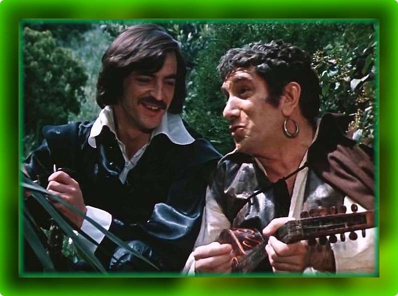 Скажи-ка, друг, в чём Мудрость женщин состоит? А в том, что спорят в ней два разных существа!