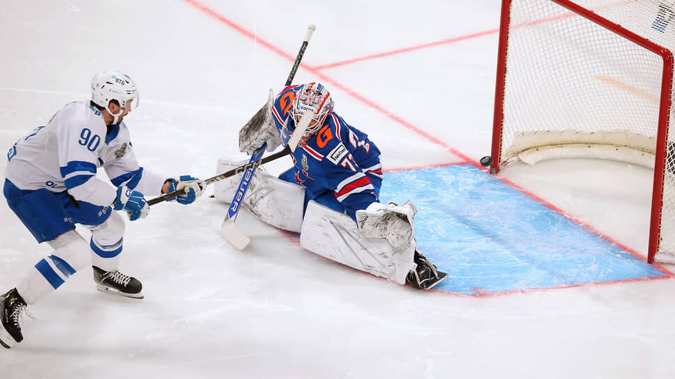 Матч между командами СКА (Санкт-Петербург) и «Динамо» (Москва).📷Фото: Валентина Певцова / Коммерсантъ