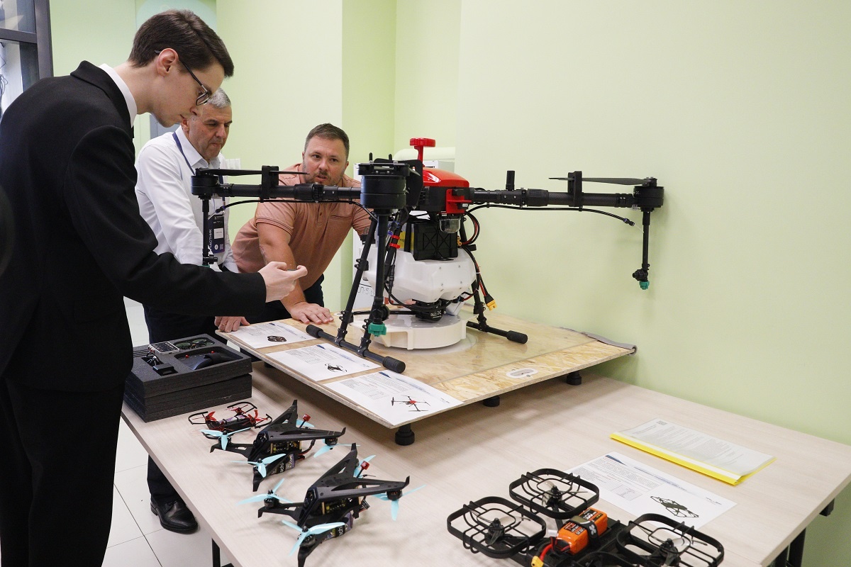    Выучиться можно на оператора беспилотника