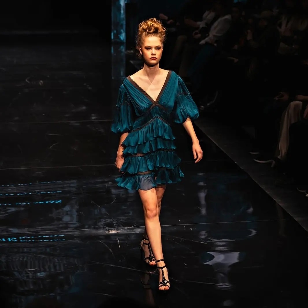 https://just-piter.ru/2025/04/07/st-petersburg-fashion-week-spbfw-2025/