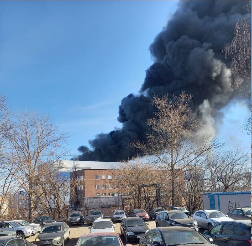    Пожар на ОССЗ. Фото: Артур Парфенчиков