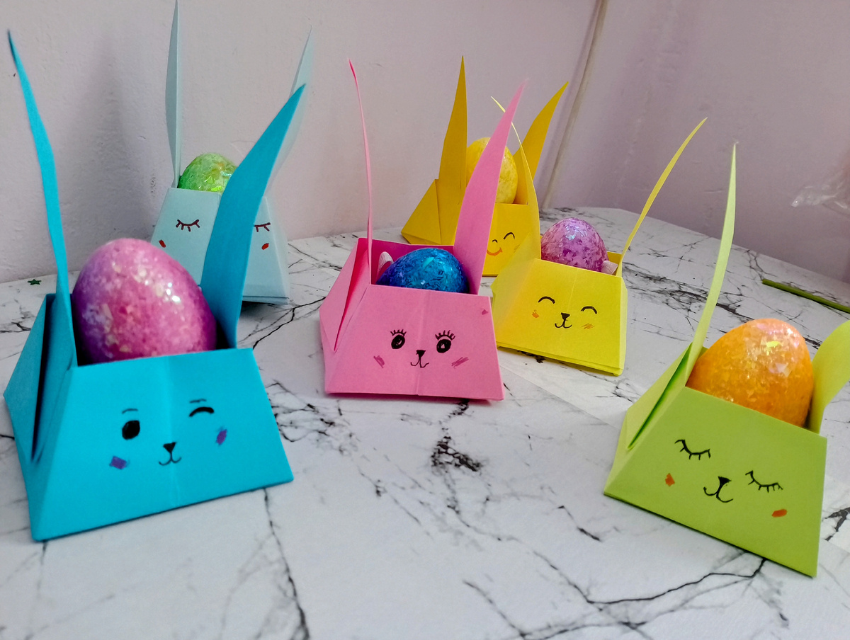 Пасхальный кролик из бумаги