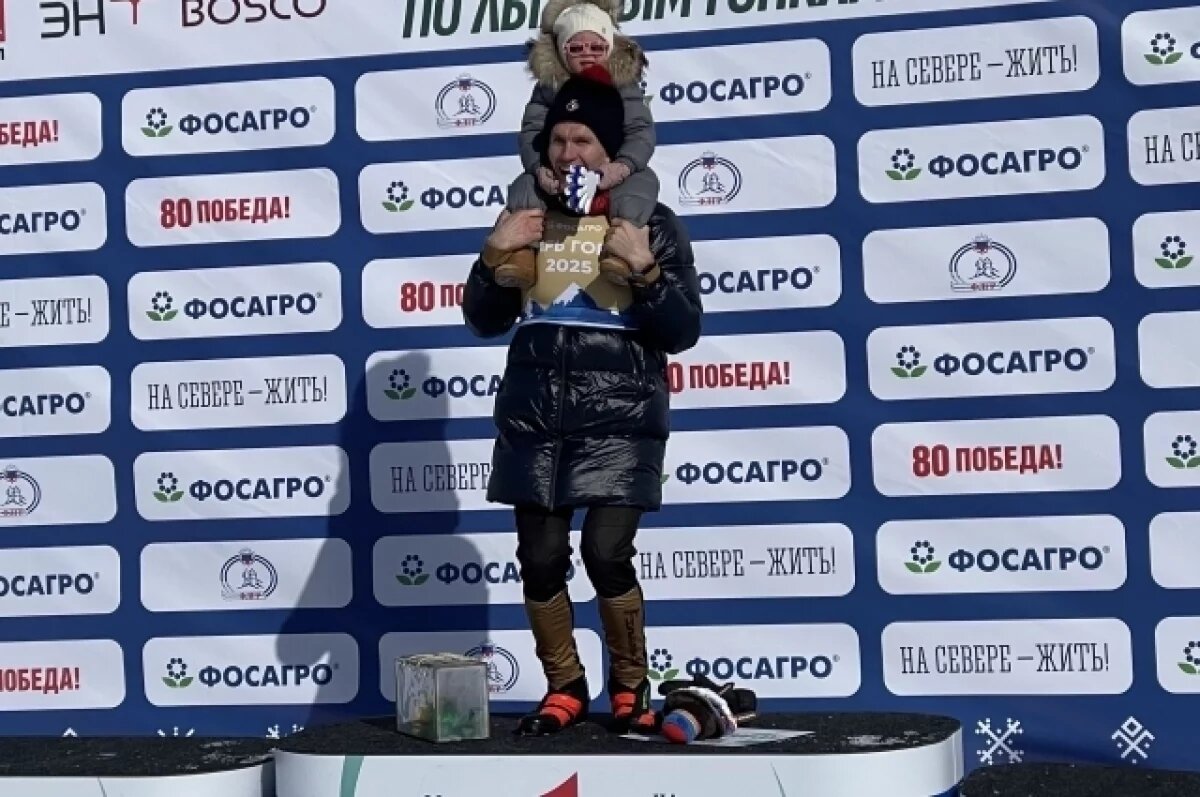    Большунов победил в сложнейшей гонке «Тур Большой Вудъявр»