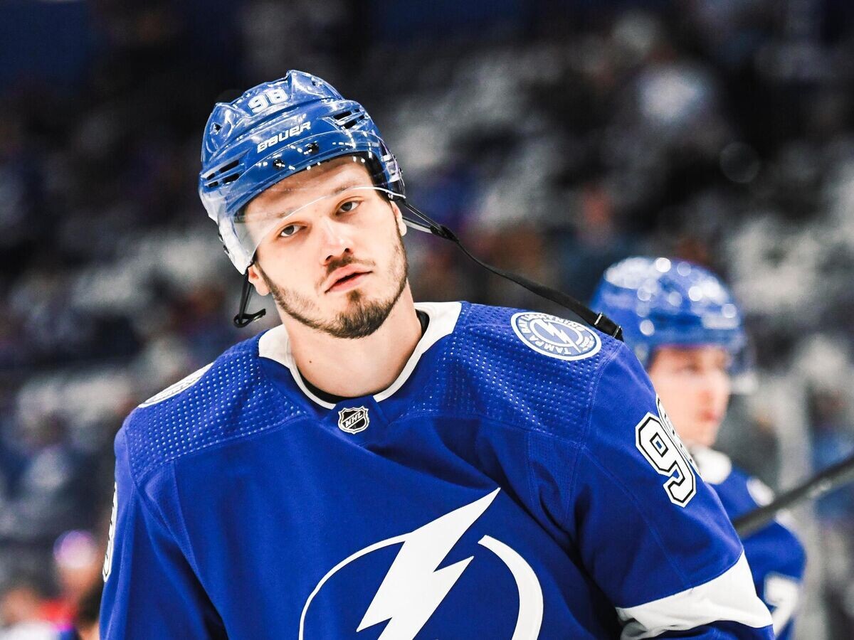    Хоккеист "Тампа-Бэй Лайтнинг" Михаил Сергачев© Фото : twitter.com/nhl