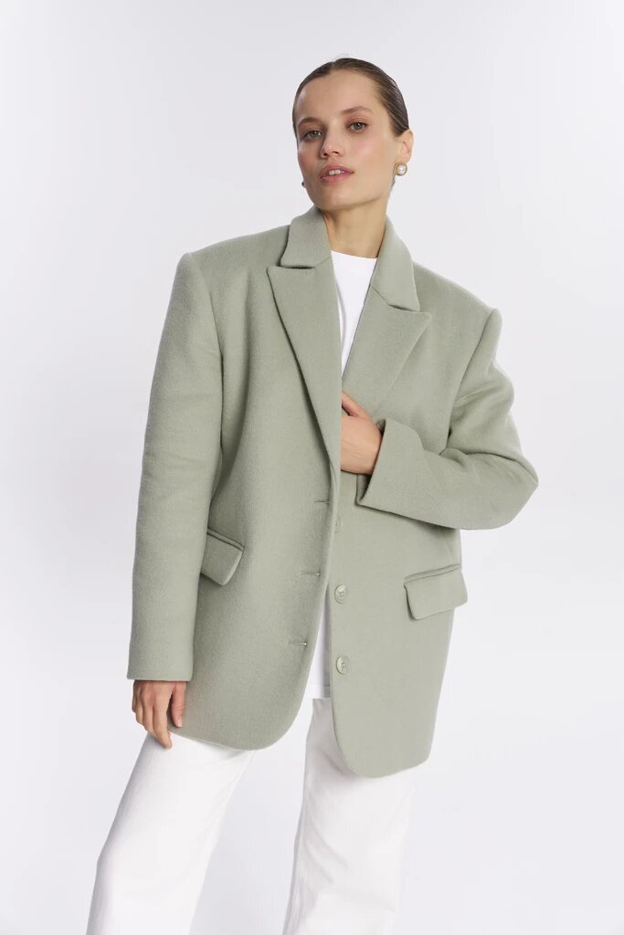 Состав: 70% шерсть, 30% полиэстер