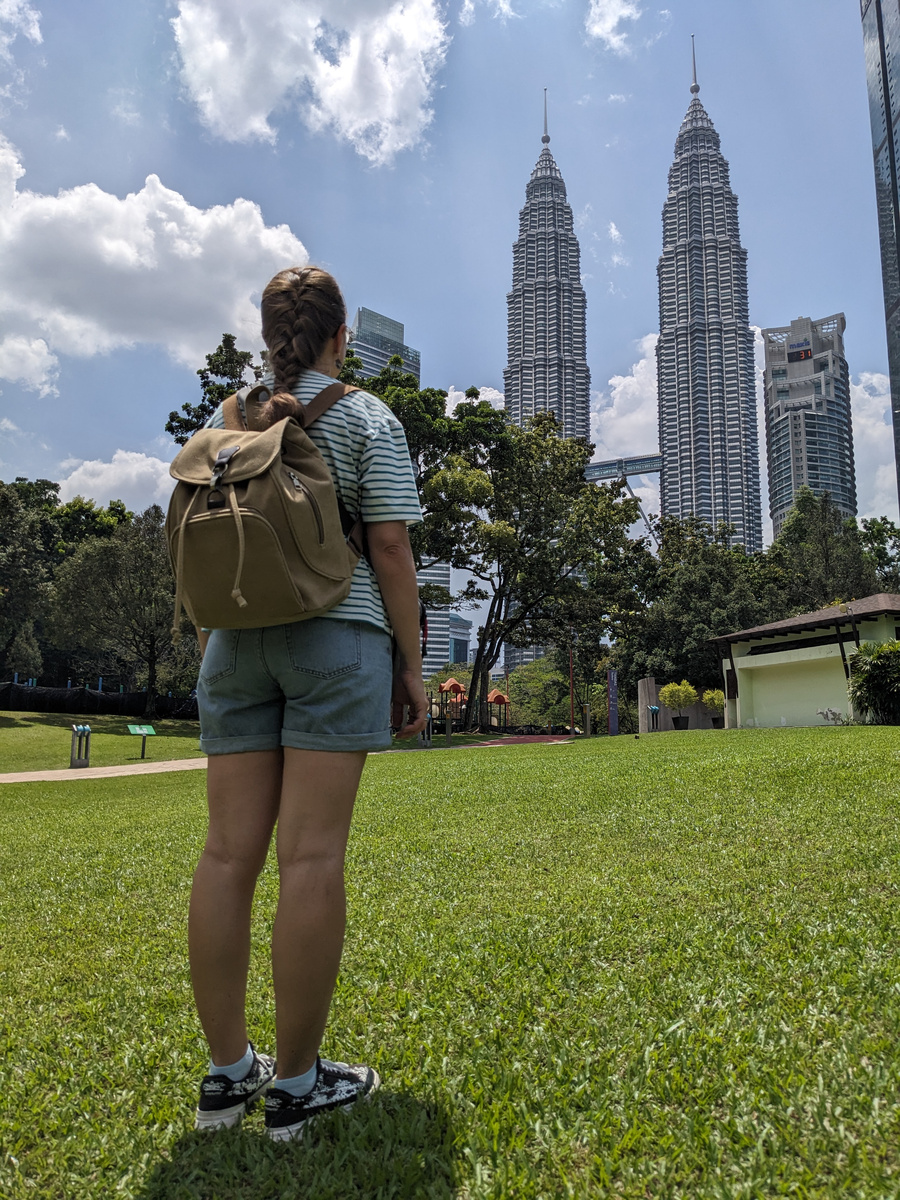 Башни-близнецы - визитная карточка Куала Лумпура. Фото автора