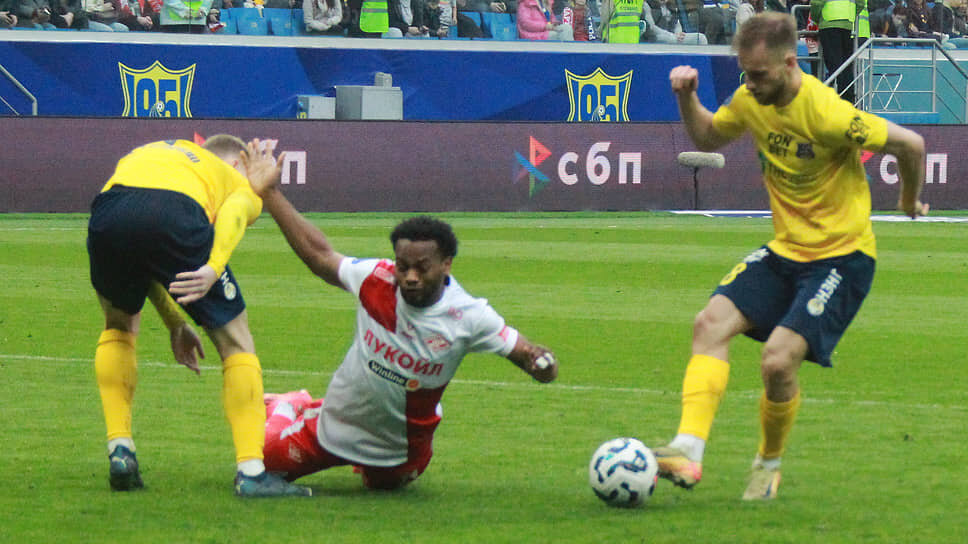 Матч между «Ростовом» и «Спартаком» состоялся 6 апреля на домашней арене дончан и закончился для них поражением .📷Фото: Василий Дерюгин, Коммерсантъ