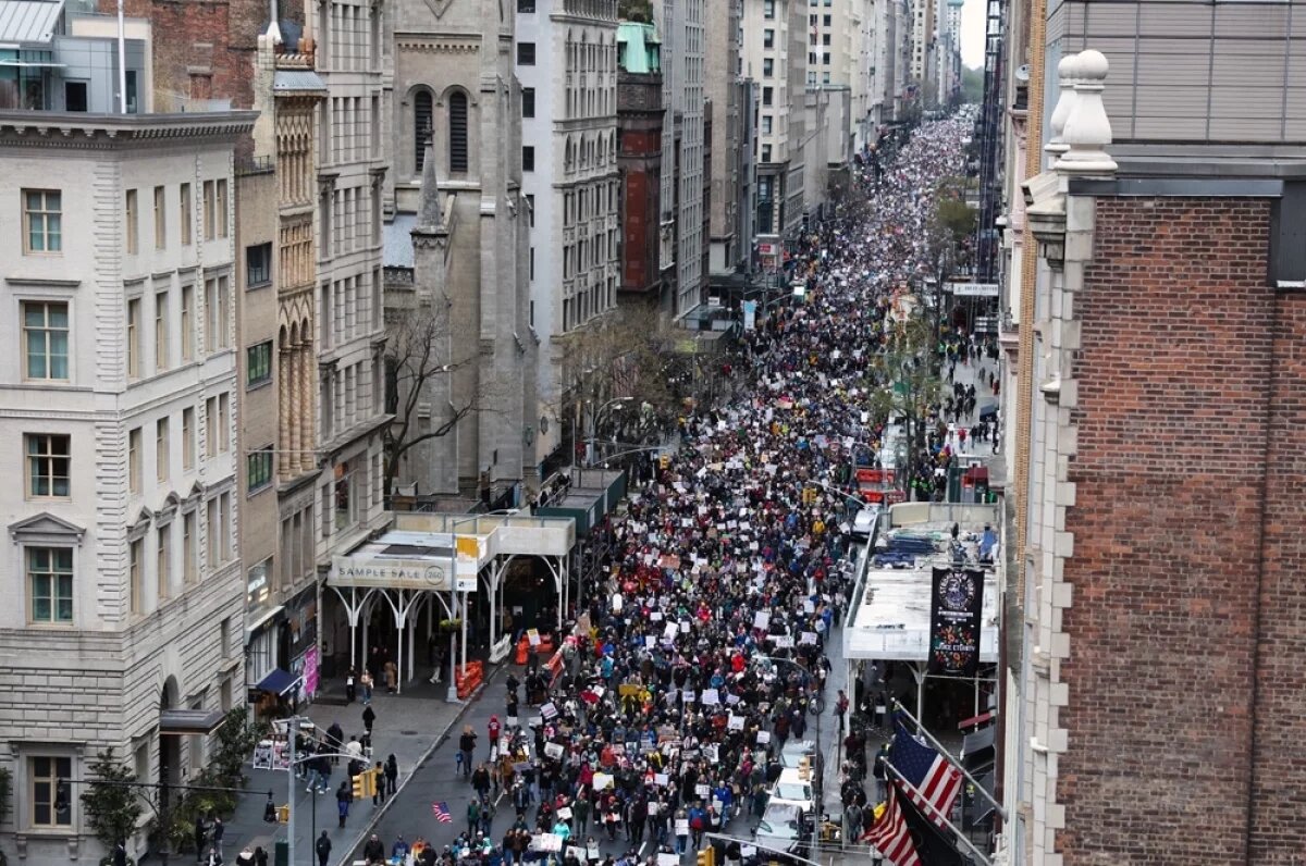    Демонстрация против президента США Дональда Трампа в Нью-Йорке.