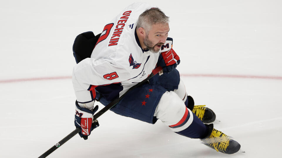     Чебанов: Овечкин – пример для многих мужчин как добиваться поставленных целей TASS