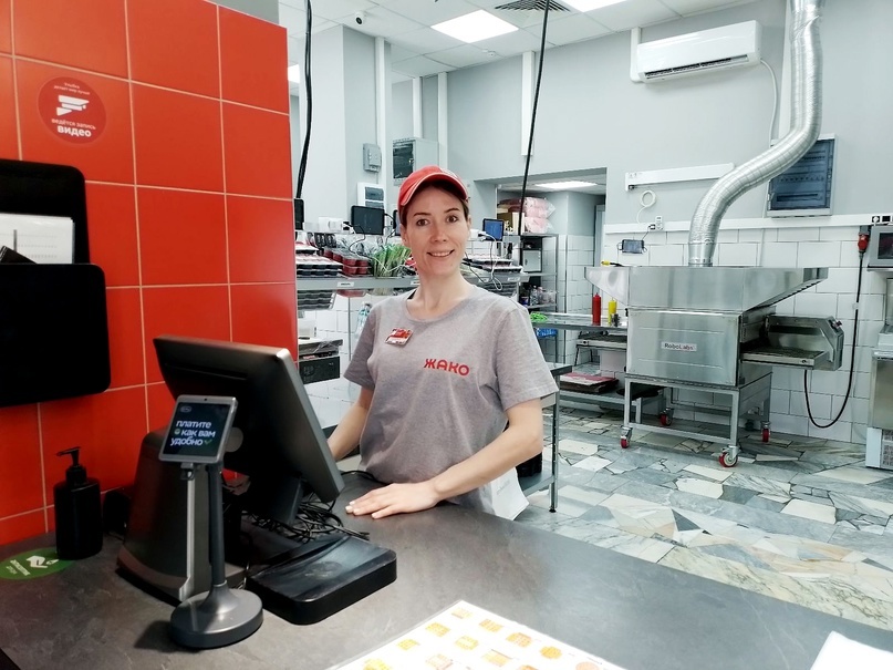 Кассир Дарья, кафе на Металлургов 76А, г. Самара