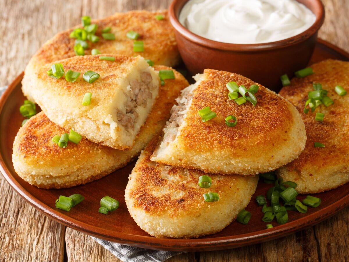    Зразы картофельные© Getty Images / ALLEKO