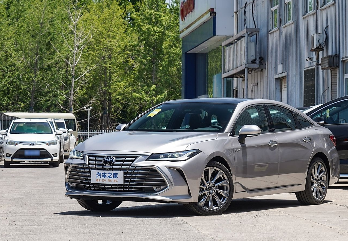 Toyota Avalon 2024 после рестайлинга