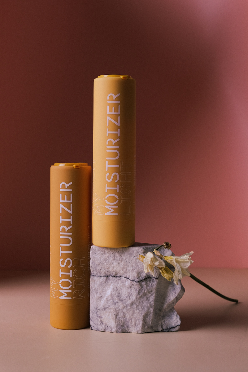 Легкий и насыщенный увлажнящие кремы от Don't Touch My Skin.