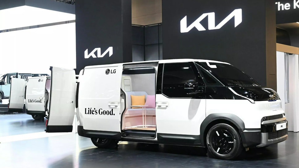 Kia PV5 Spielraum Glow Cabin.📷Фото: KIA