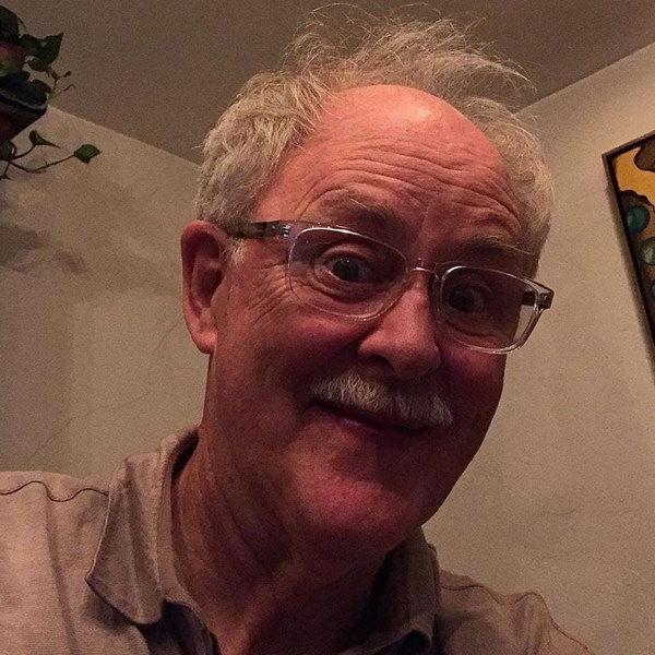     Джон Литгоу, Лесли Мэнвилл и Имелда Стонтон получили премии «Оливье»