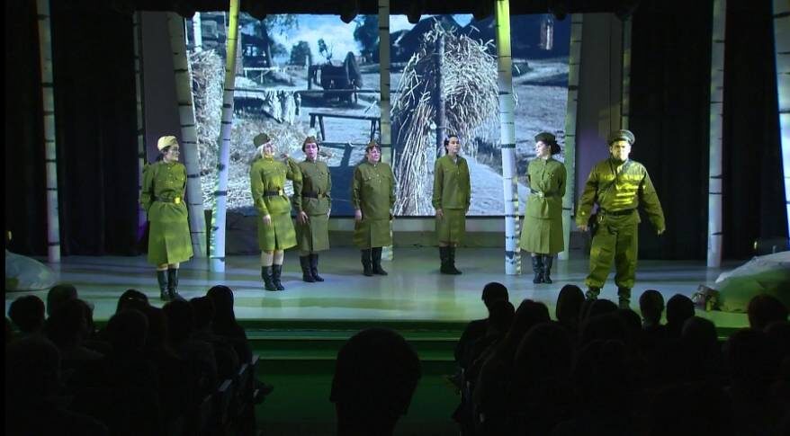 "А зори здесь тихие..." в постановке народного театра приморского поселка Пограничный