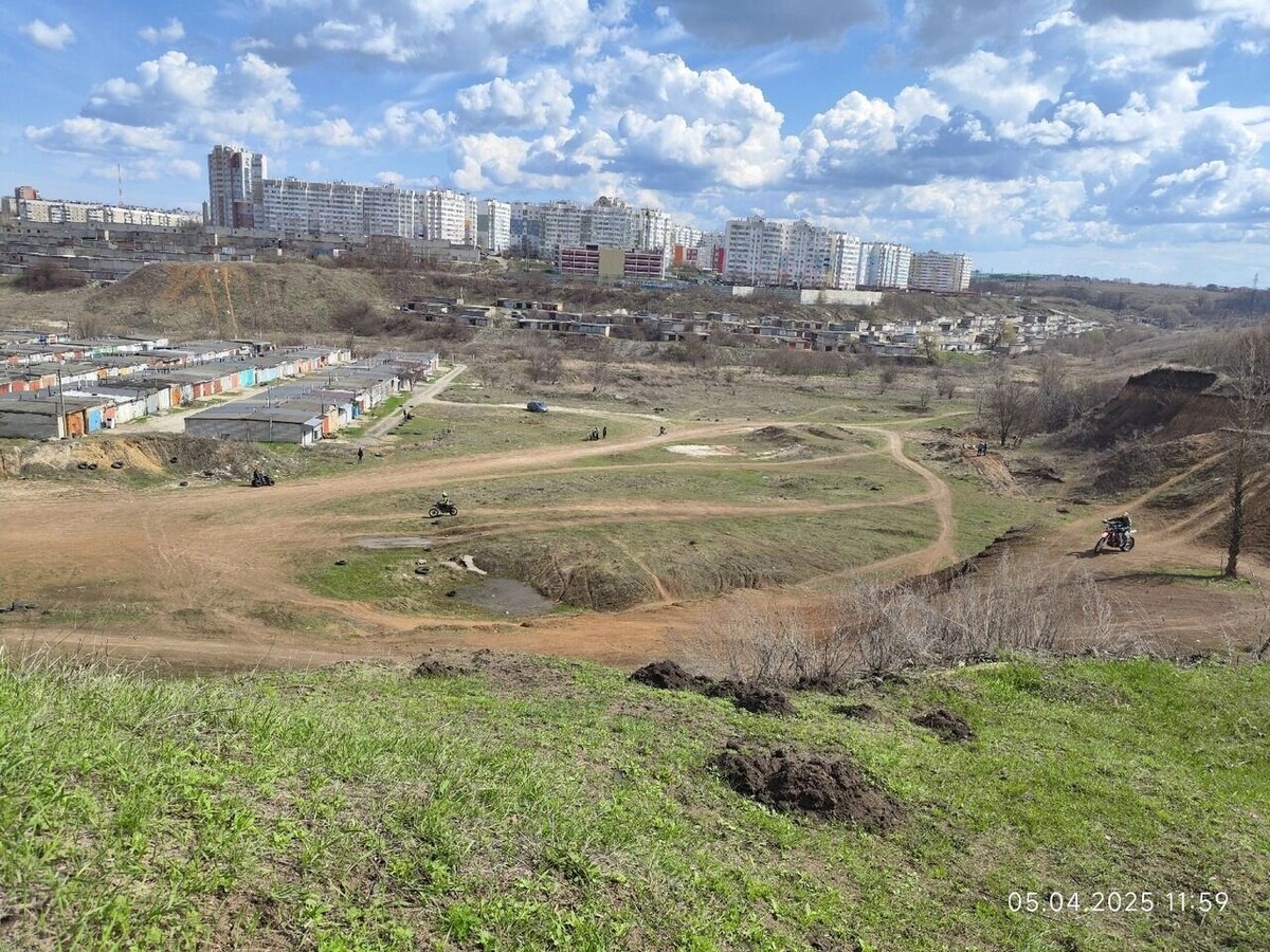     Автор: Ирина Нестерова Источник: комментарии на странице Вячеслава Гладкова в ВК