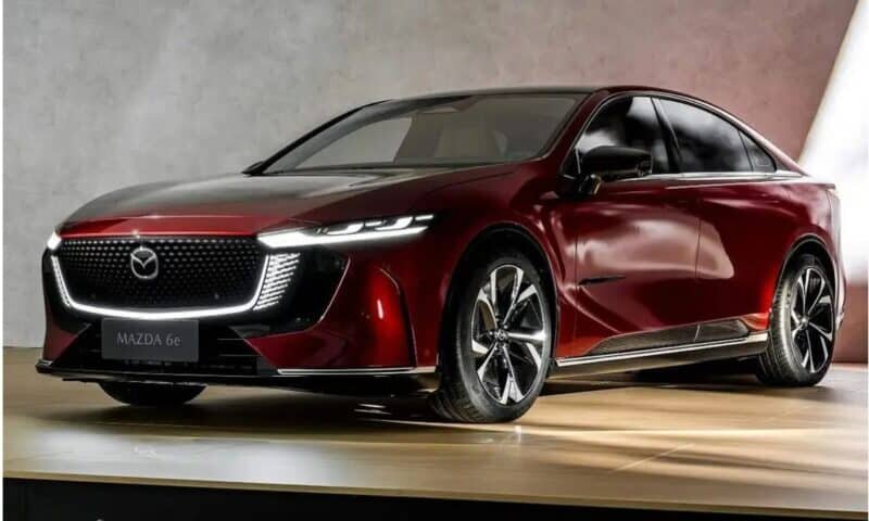 Запас хода новинки превышает 550 км (по циклу WLTP).