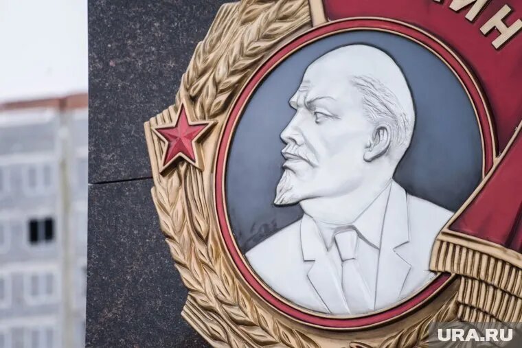 Почетных наград удостоились труженики тыла. Фото: Илья Московец © URA.RU