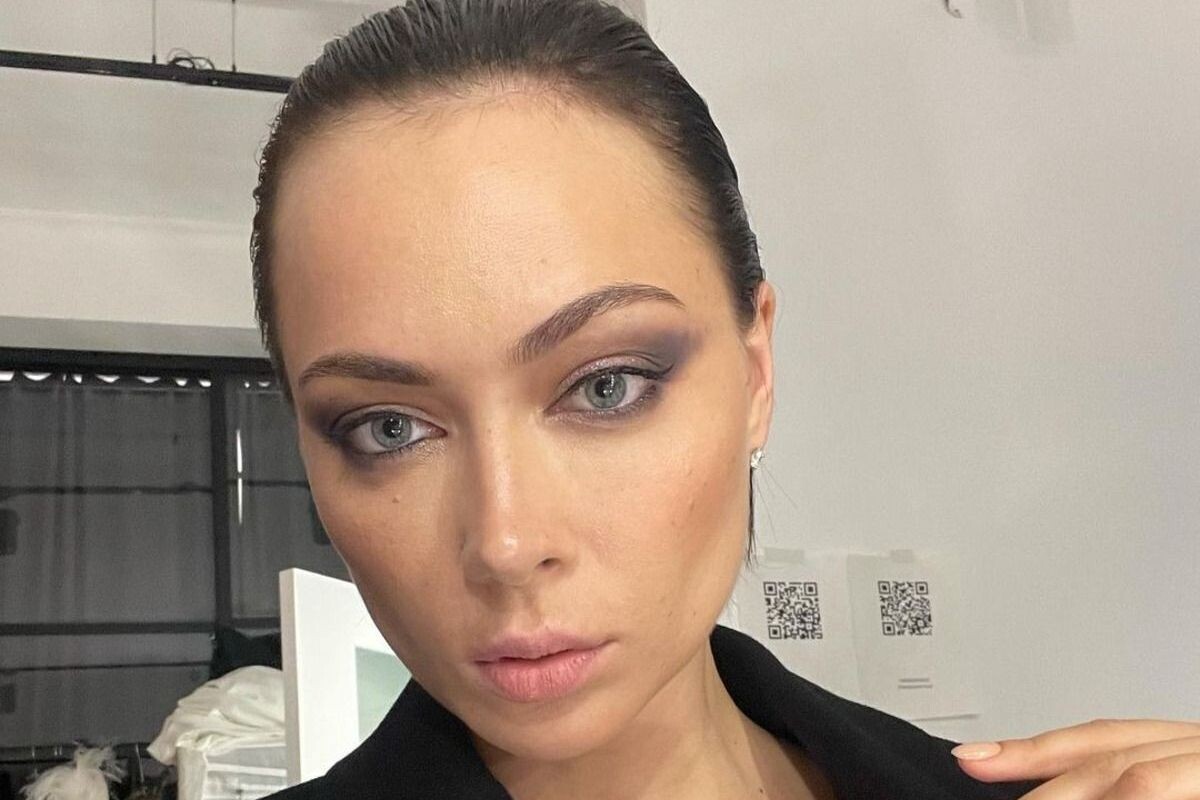 Настасья Самбурская