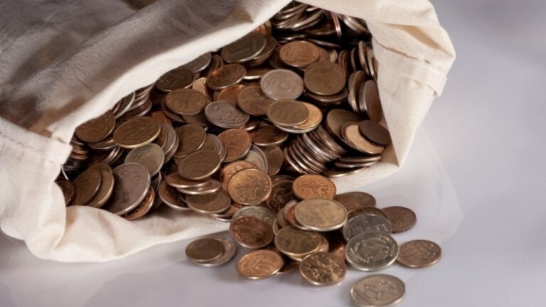    Монетная неделя: С 7 по 19 апреля оренбуржцы могут обменять мелочь на бумажные деньги Марина Шарт