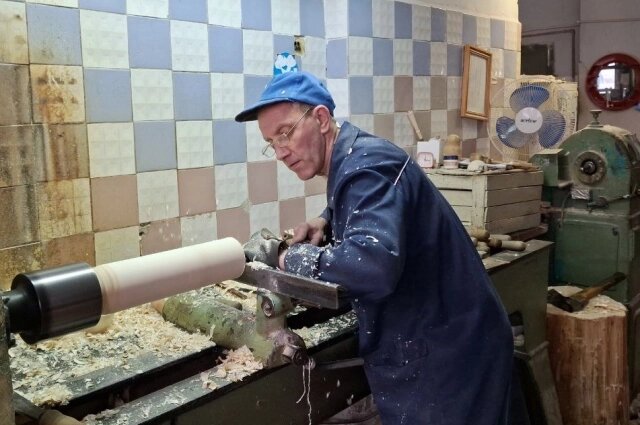    Сначала фигурки нужно выточить. Фото: Из личного архива/ Наталия Сунцова