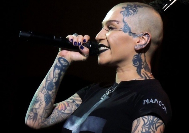 Наргиз Закирова