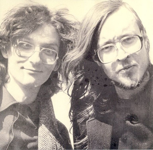 К. Рябинов и Е. Летов - участники проекта "Коммунизм" (1989 г.). Фото из открытых источников.