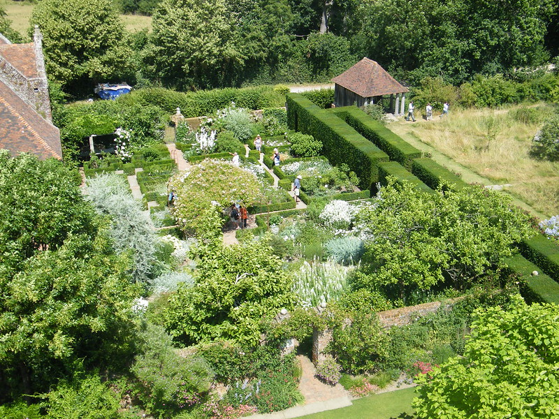 Сисингхерст, Белый сад, фото nationaltrust.org.uk