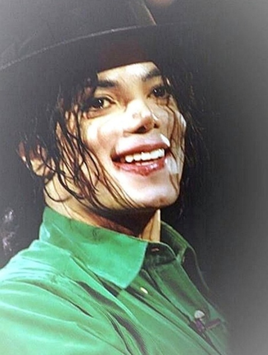 Майкл Джексон 