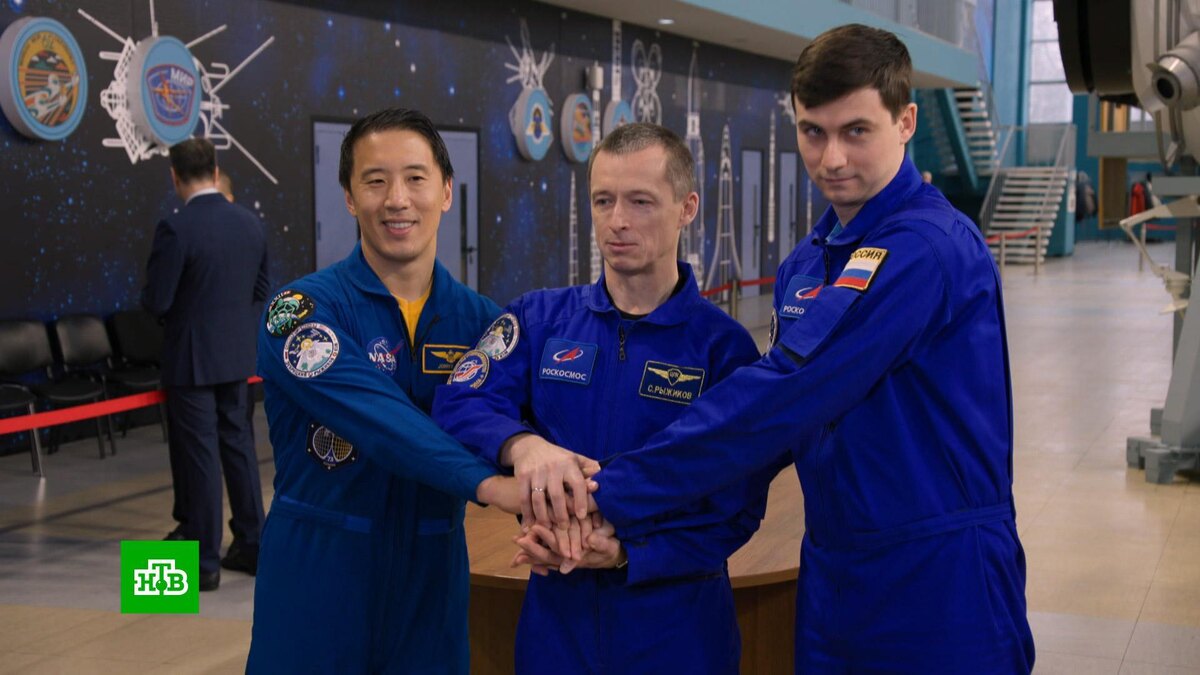    Экипаж корабля «Союз МС-27» сдает экзамен перед полетом в космос