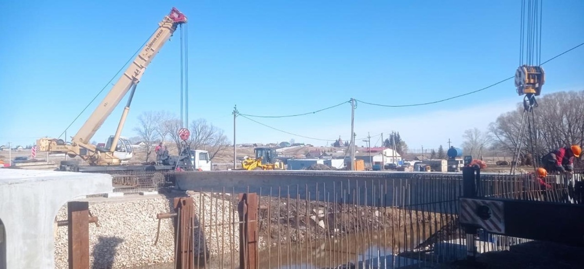    В Башкирии реконструируют мост через реку Турсагазы