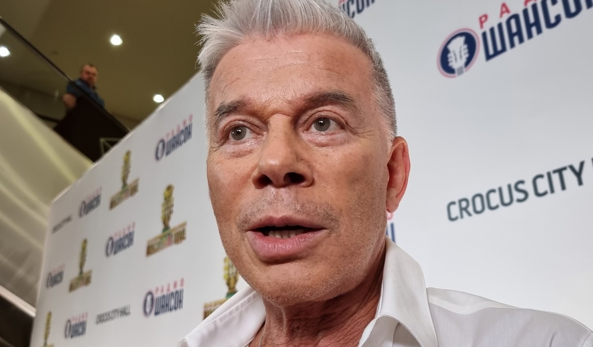    Олег Газманов.