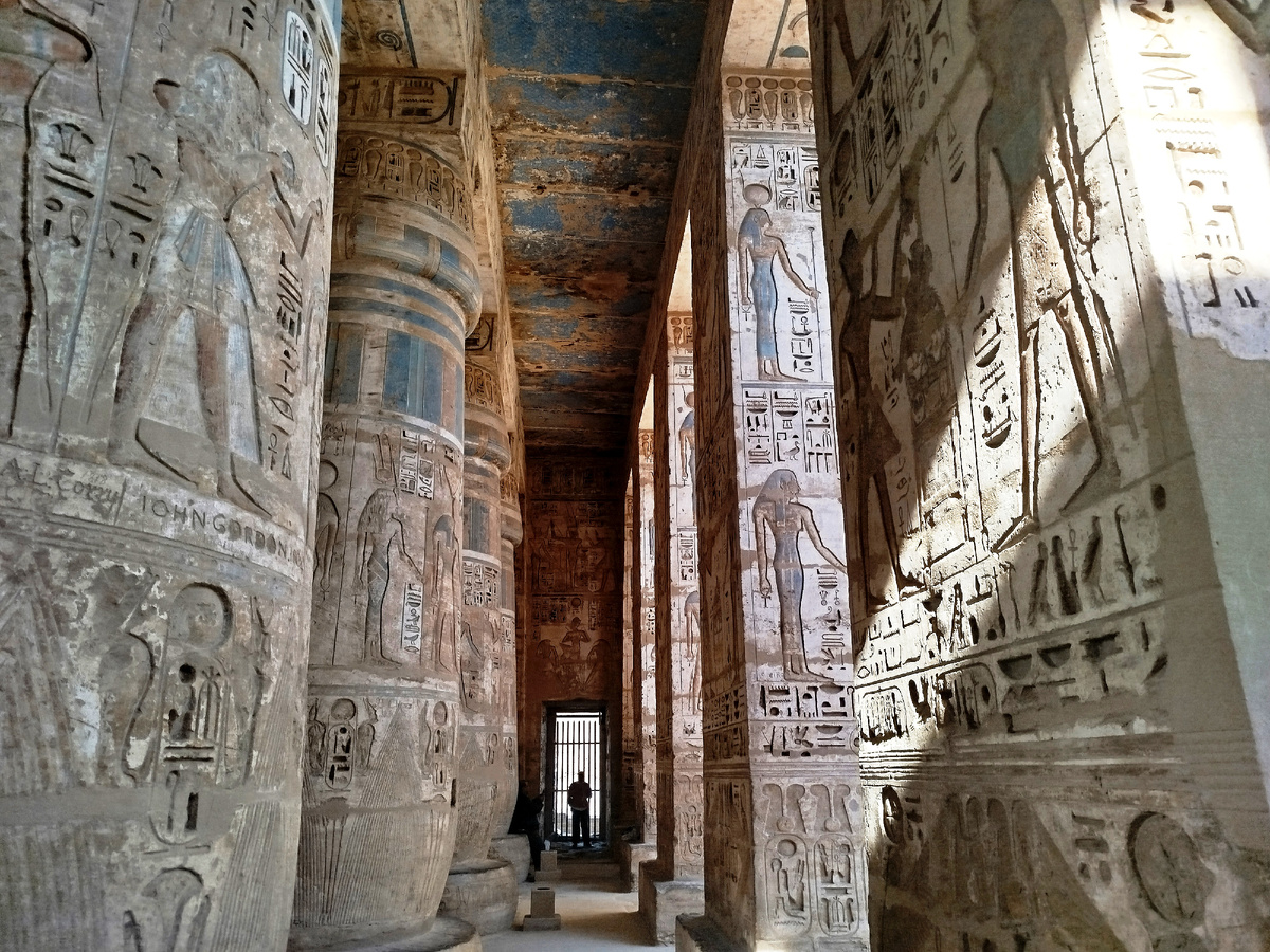 Хабу (Мединет-Абу)