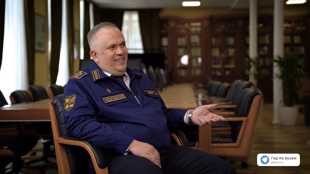 Декан геологоразведочного факультета Горного института Дмитрий Устюгов. СМИ «Гид по вузам».