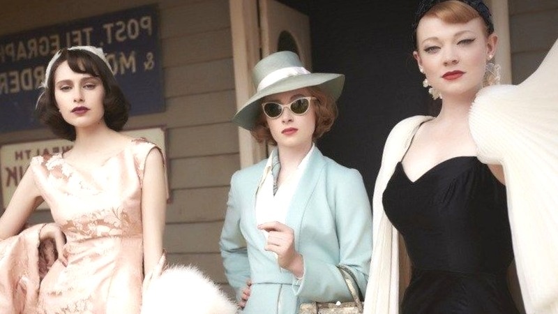 Кадр из фильма "Месть от кутюр"