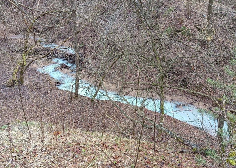    Жители говорят, что сейчас от воды резко пахнет хлоркой