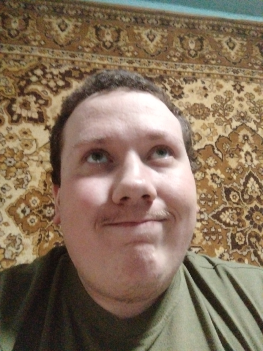 Лицо доверчивого автора, который верит всей душой всему заявленному производителем.