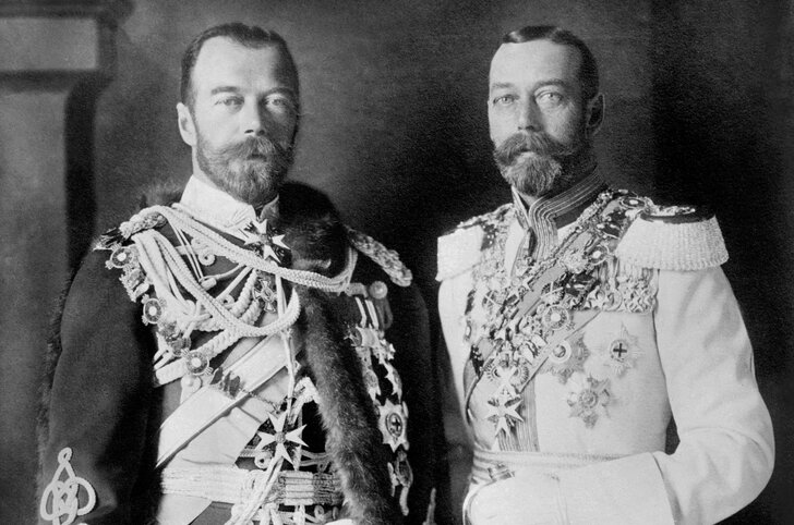Двоюродные братья — русский царь Николай II и английский король Георг V.