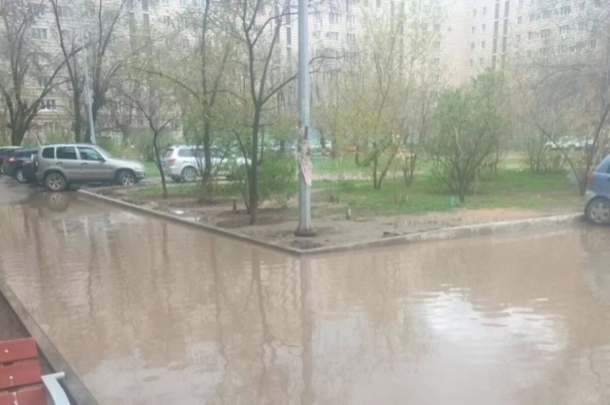    В Волгограде спасают «утопающую» многоэтажку