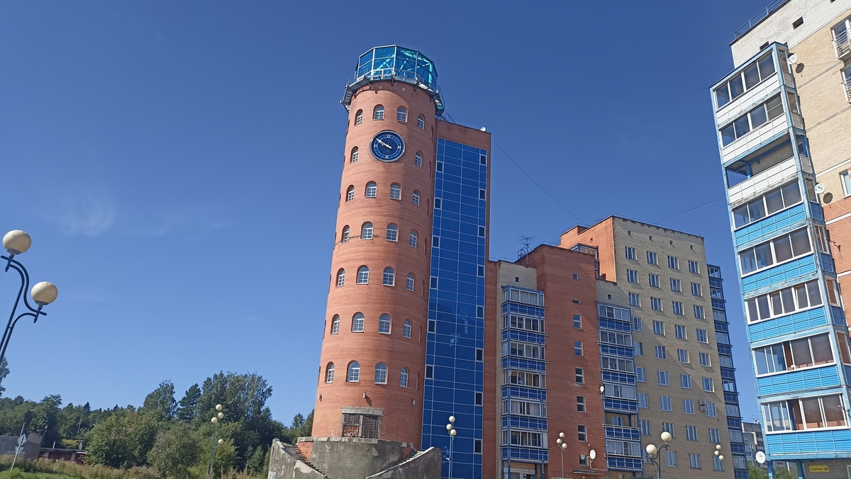 Башня с часами