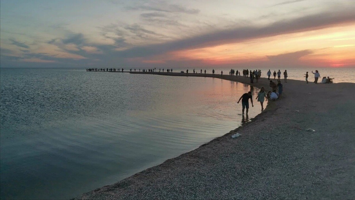 В дальней точке Должанской косы можно сделать завораживающие фотографии. Фото: Дмитрий Ермолович / Яндекс Карты