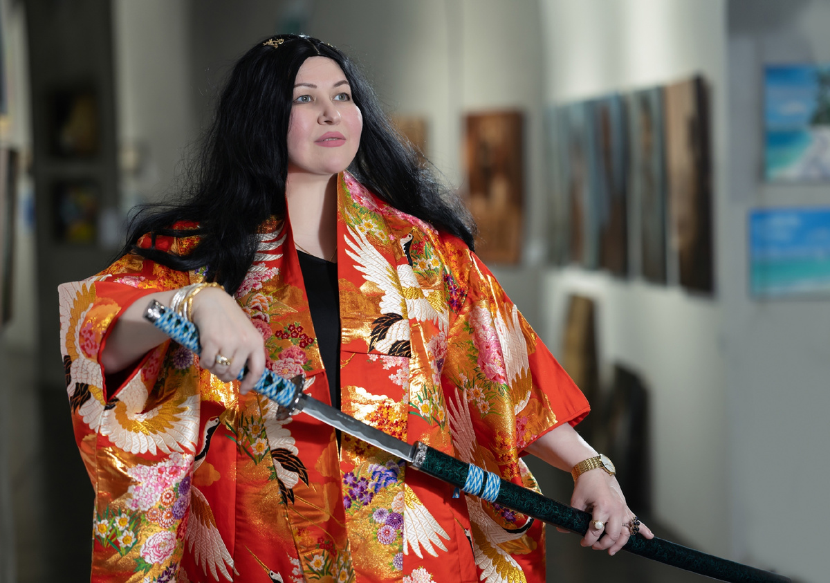 Ирис Аполло.