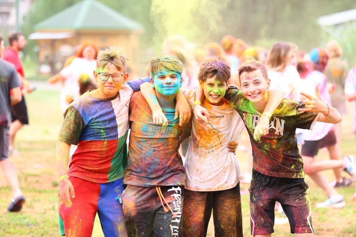 Лингвамания - премиальный детский отдых в Москве и Санкт-Петербурге