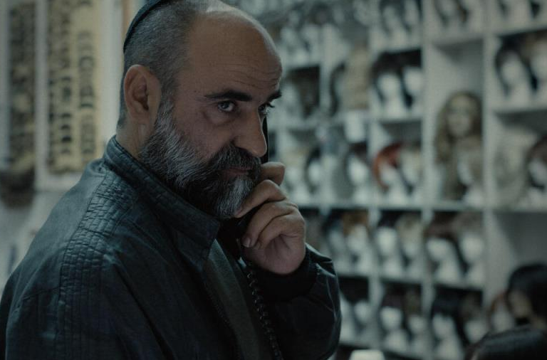 Листайте кадры.