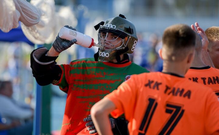Играет «Тана». Фото пресс–службы федерации хоккея на траве России