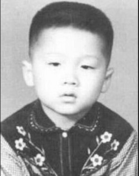 Джеки Чан в детстве