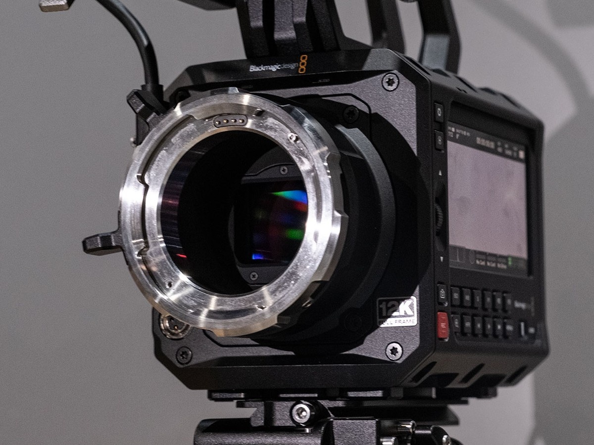    Blackmagic выпустила полнокадровую 12K-кинокамеру