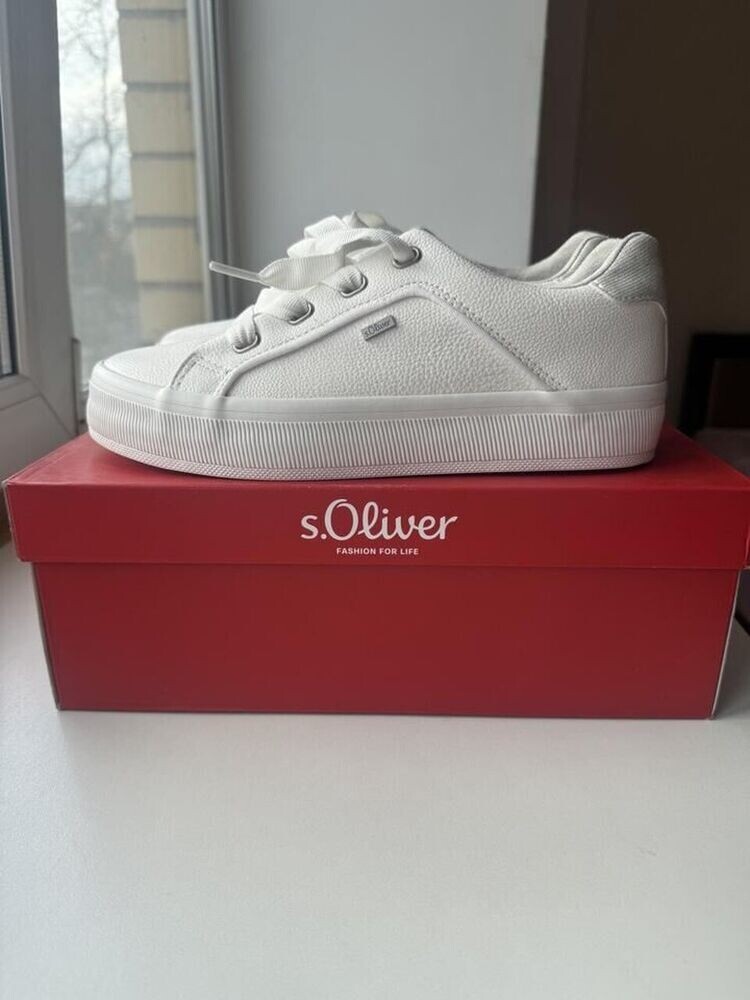    Кроссовки Oliwer с кожзамом